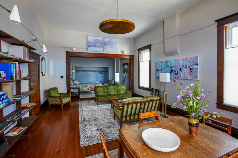 6 Linden Studio Living Area